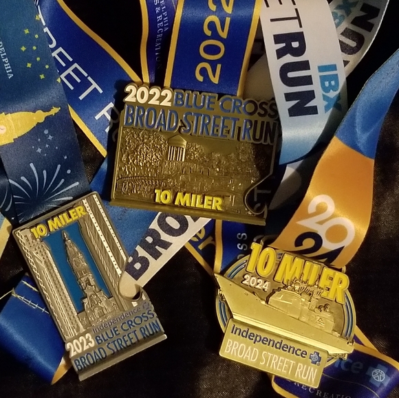 "Running isn't about being the best, it's about pursuing your personal best" - Picture 6 of 7